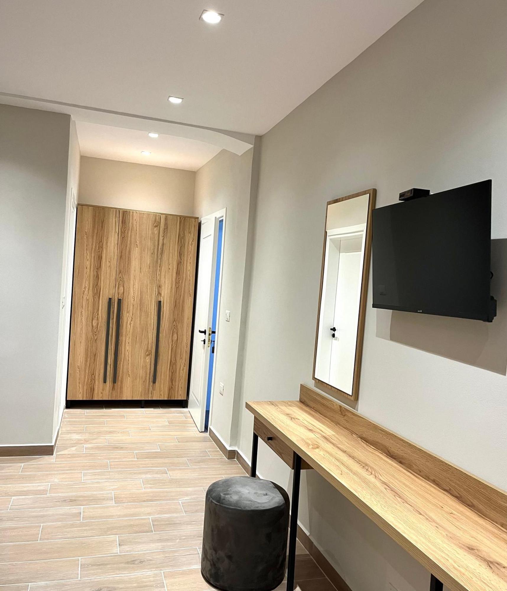 Mili Hotel Berat Ngoại thất bức ảnh