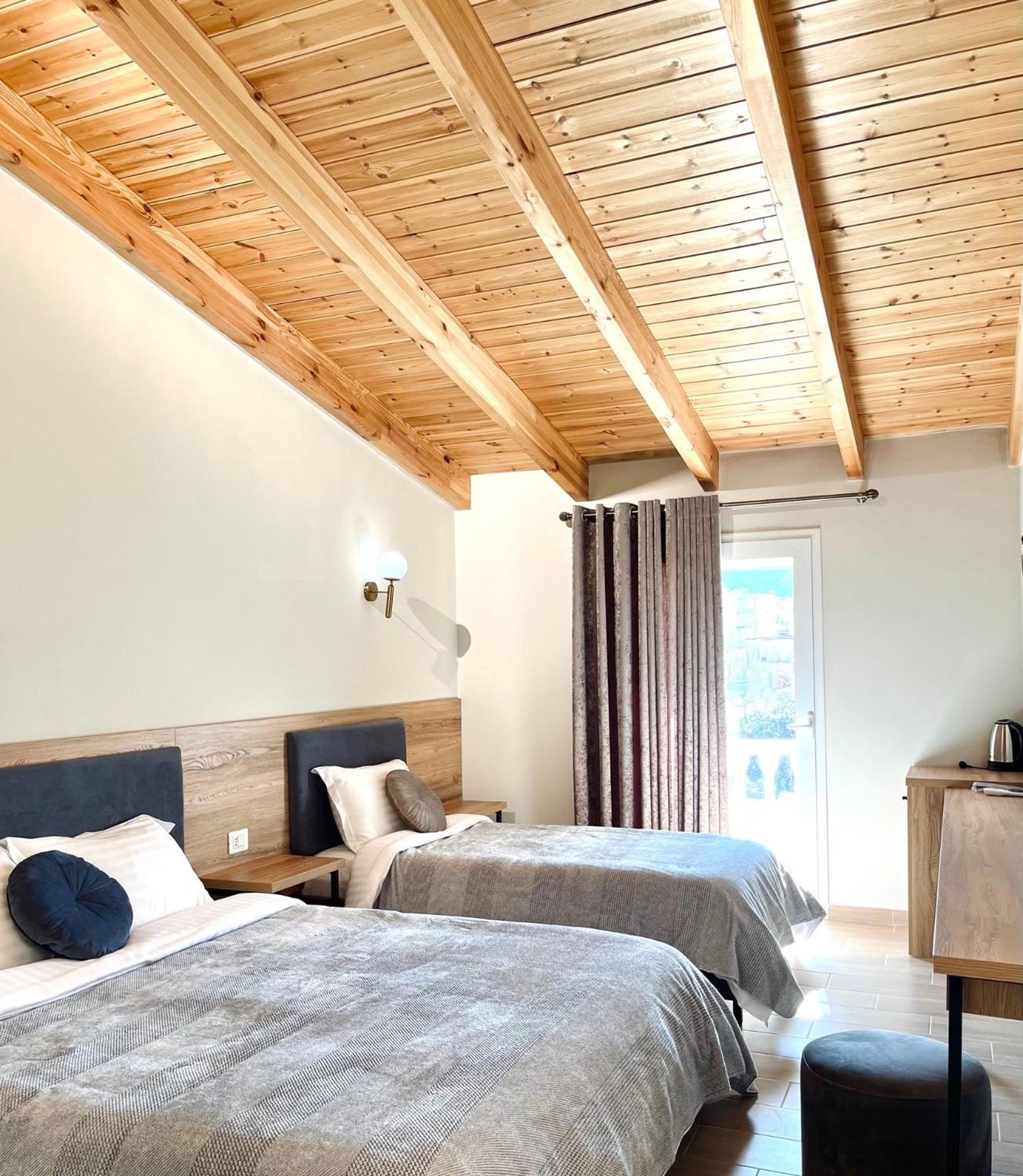 Mili Hotel Berat Ngoại thất bức ảnh